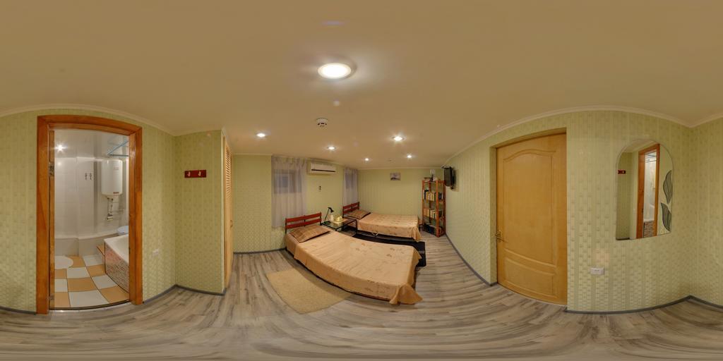 Yellowunlimited Hotel คาร์คิฟ ภายนอก รูปภาพ