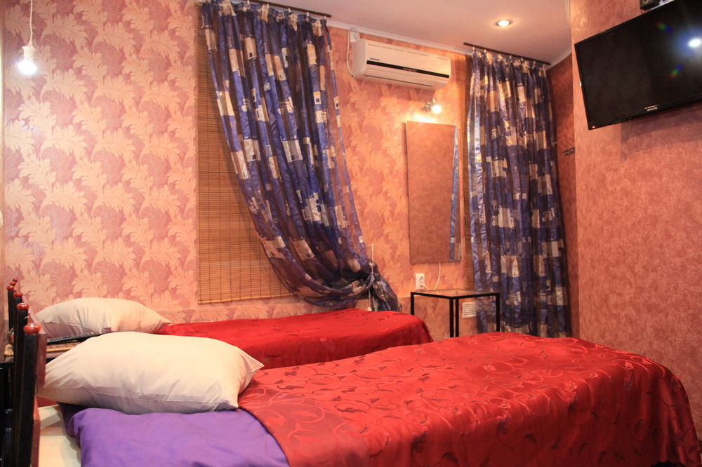 Yellowunlimited Hotel คาร์คิฟ ภายนอก รูปภาพ
